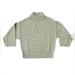 James Street Co Green Turtleneck Sweater